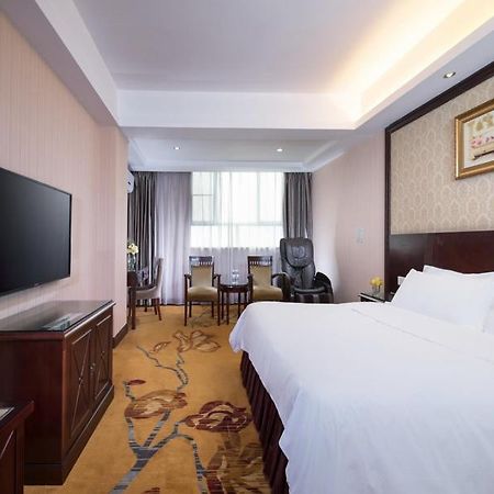 Vienna Hotel Shenzhen Shangjin Center Exterior foto